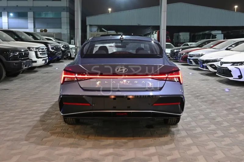 2025 هيونداي النترا