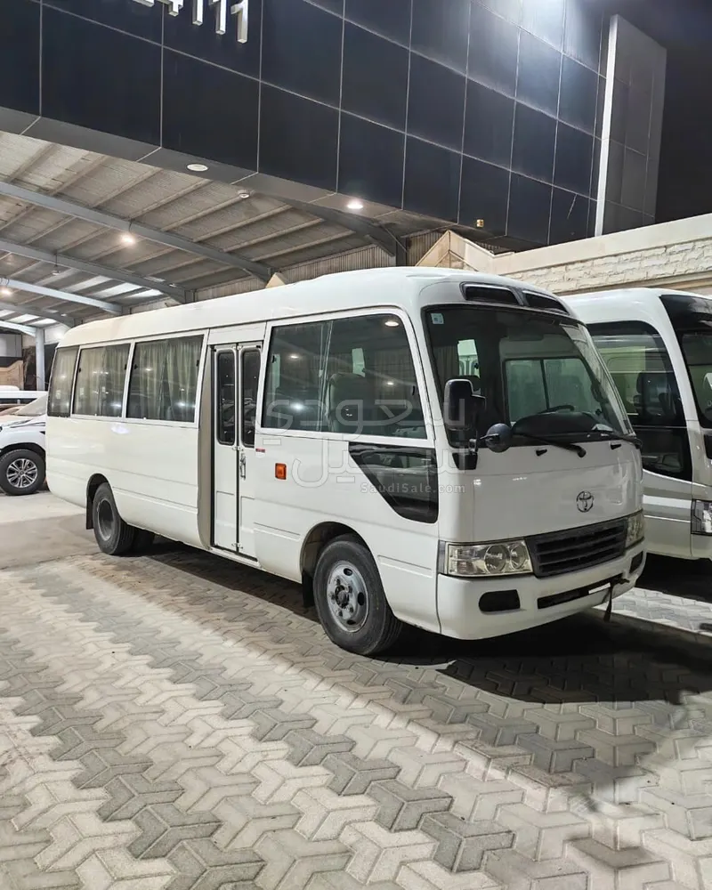 2014 تويوتا كوستر