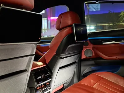 2018 بي ام دبليو الفئة اكس 6 إم كت