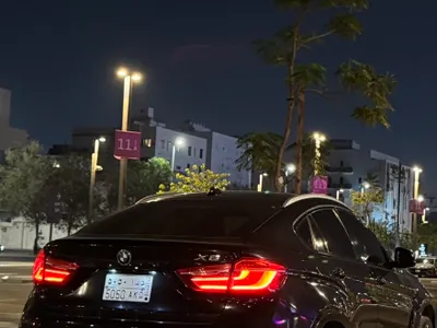 2018 بي ام دبليو الفئة اكس 6 إم كت