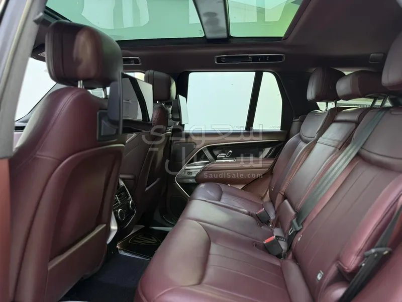 2023 لاند روفر رينج روفر اتش اس اي