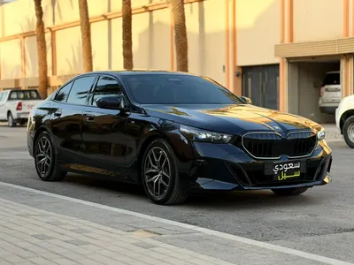 2024 بي ام دبليو الفئة الخامسة 520 أي إم كت