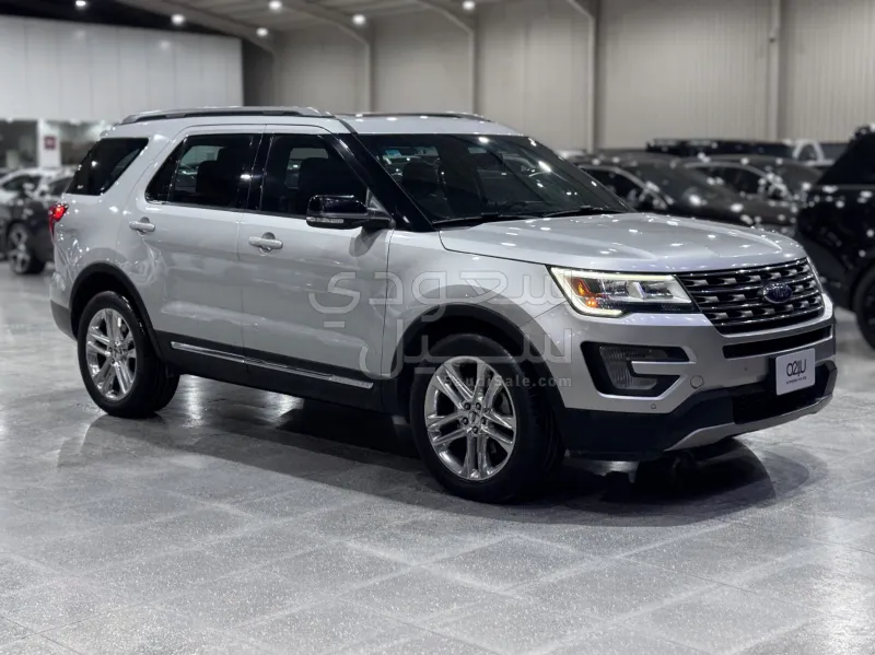 2017 فورد اكسبلورر اكس ال تي