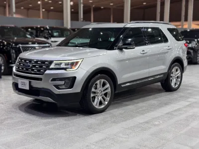 2017 فورد اكسبلورر اكس ال تي