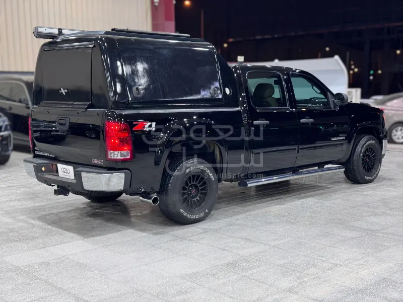 2012 جي ام سي سييرا اس ال اي