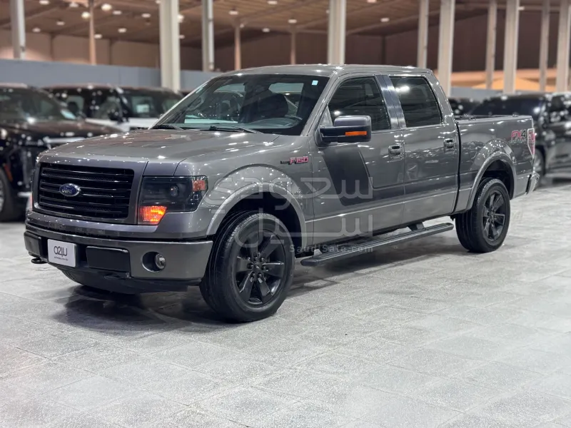 2014 فورد اف 150