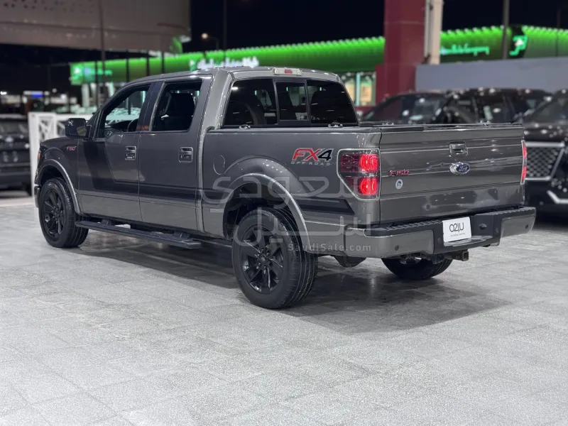 2014 فورد اف 150