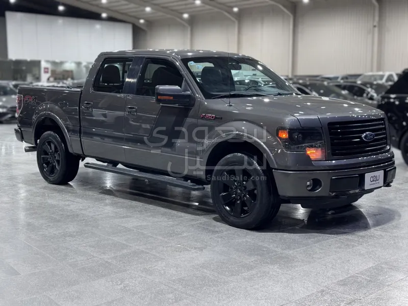 2014 فورد اف 150