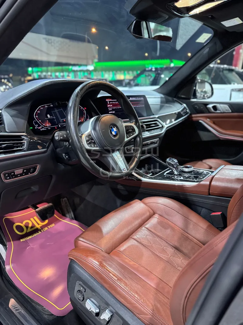 2019 بي ام دبليو الفئة اكس 7