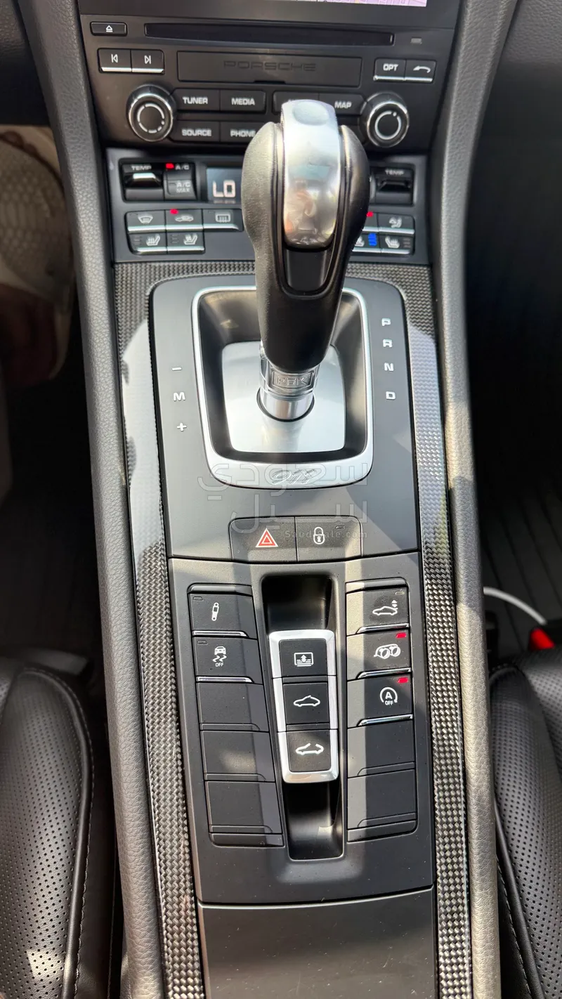 2017 بورش 911 كاريرا