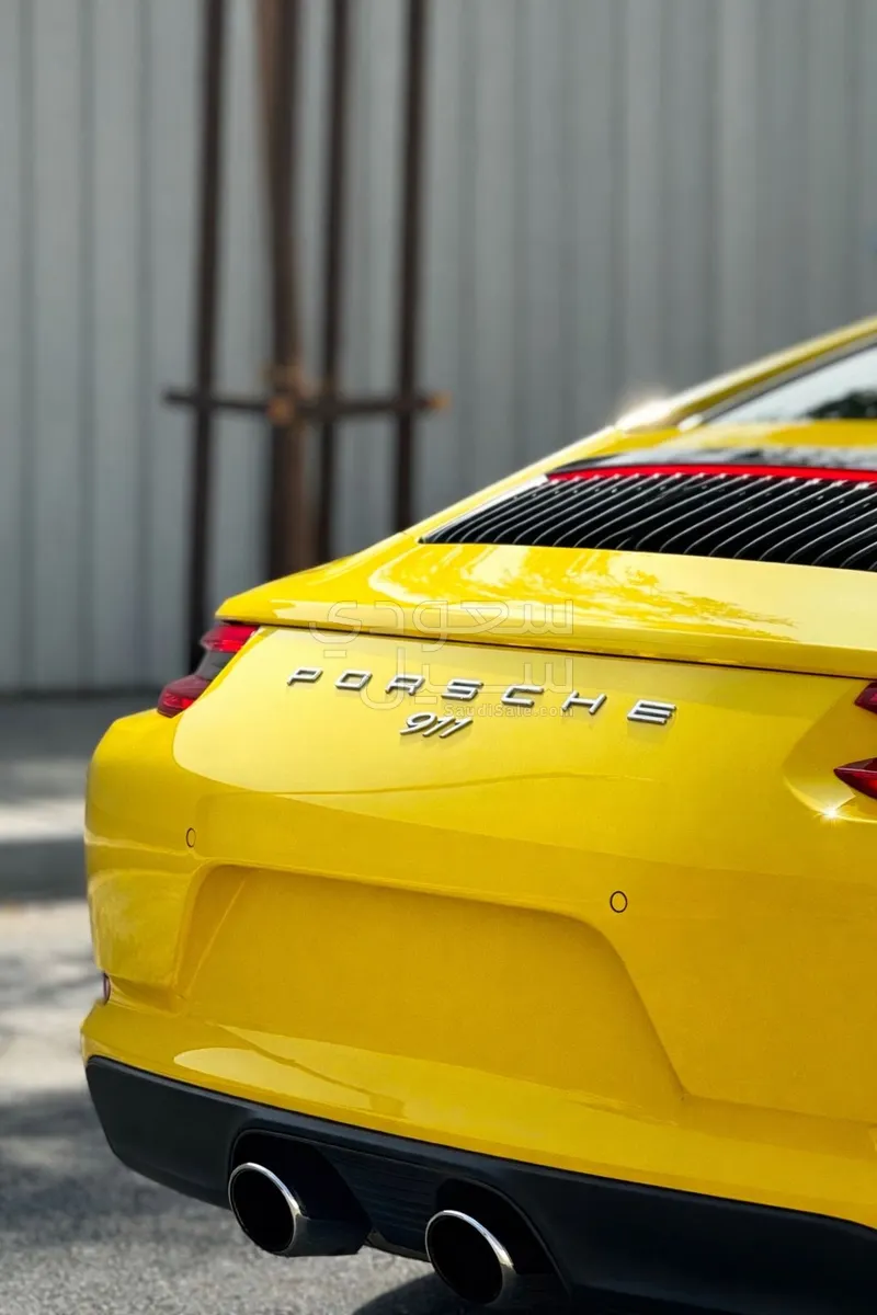 2017 بورش 911 كاريرا
