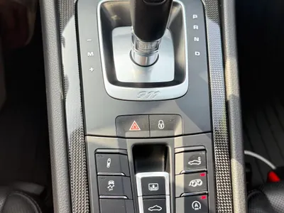 2017 بورش 911 كاريرا