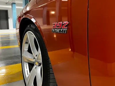 2011 دودج تشالنجر اس ار تي 8