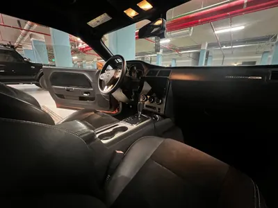 2011 دودج تشالنجر اس ار تي 8