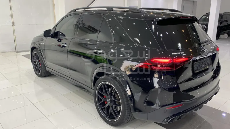 2024 مرسيدس - بنز جي إل إي 63إس أي إم جي