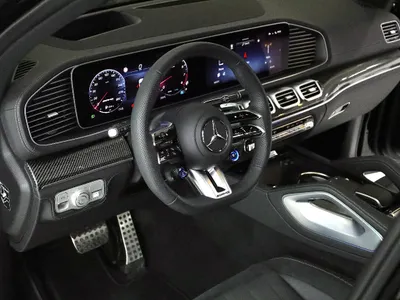 2024 مرسيدس - بنز جي إل إي 63إس أي إم جي