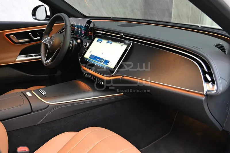 2025 مرسيدس - بنز إي 200