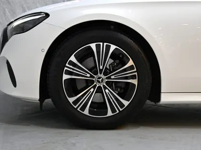 2025 مرسيدس - بنز إي 200