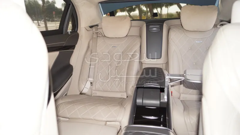 2016 مرسيدس - بنز إس 600