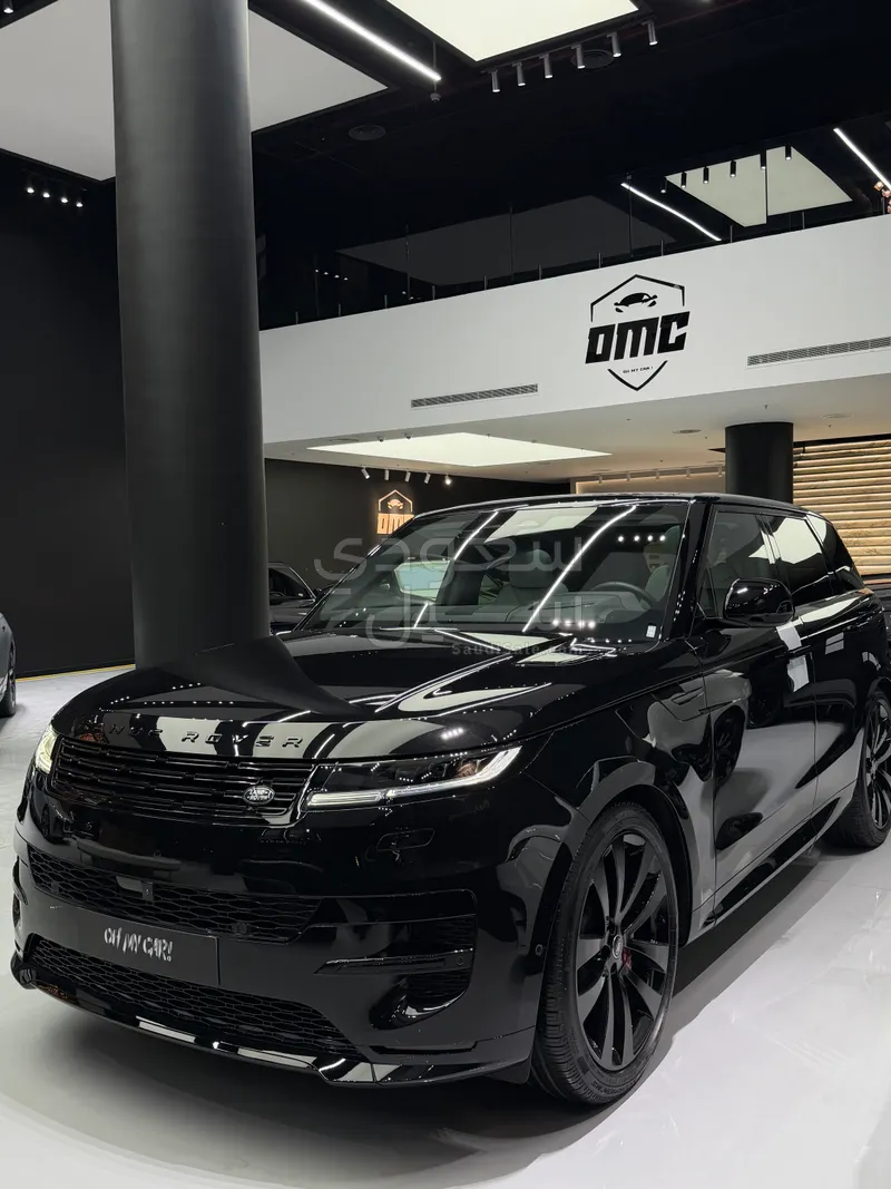 2025 لاند روفر رينج روفر سبورت اتش اس اي