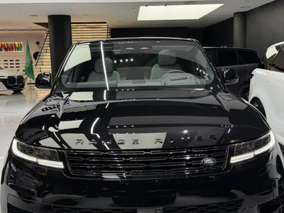 2025 لاند روفر رينج روفر سبورت اتش اس اي