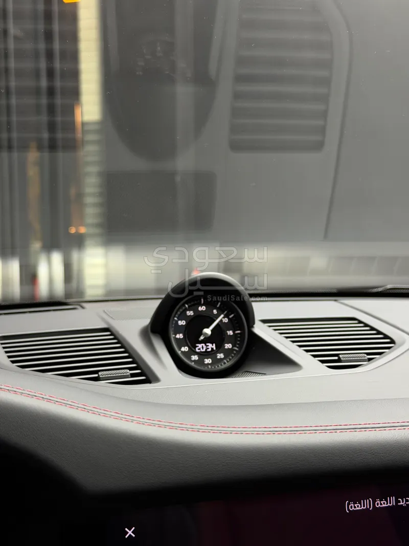 2026 بورش 911 كاريرا