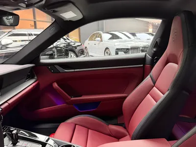 2026 بورش 911 كاريرا