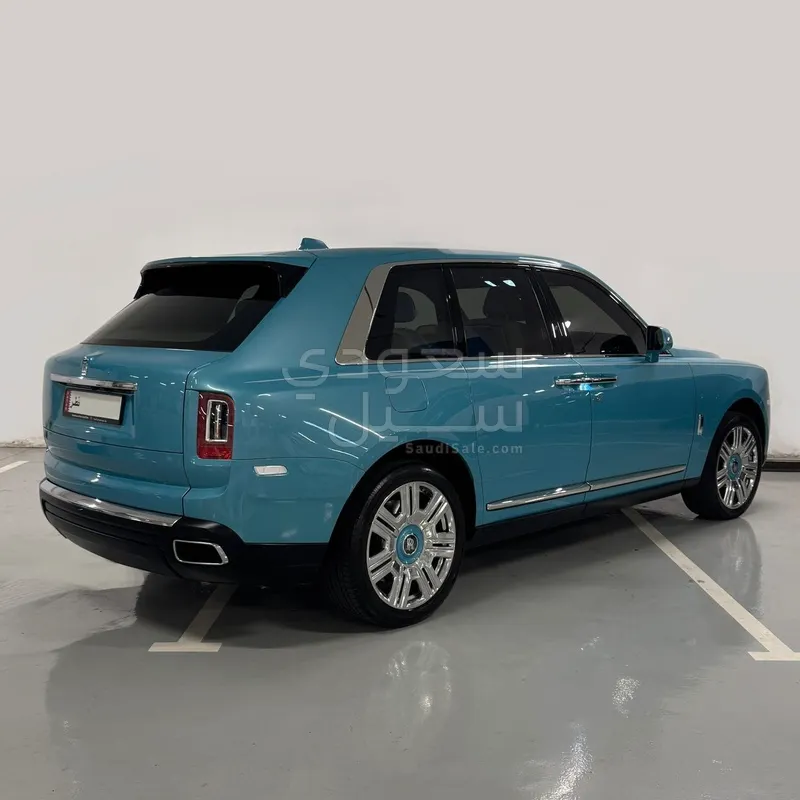 2021 رولز رويس كولينان