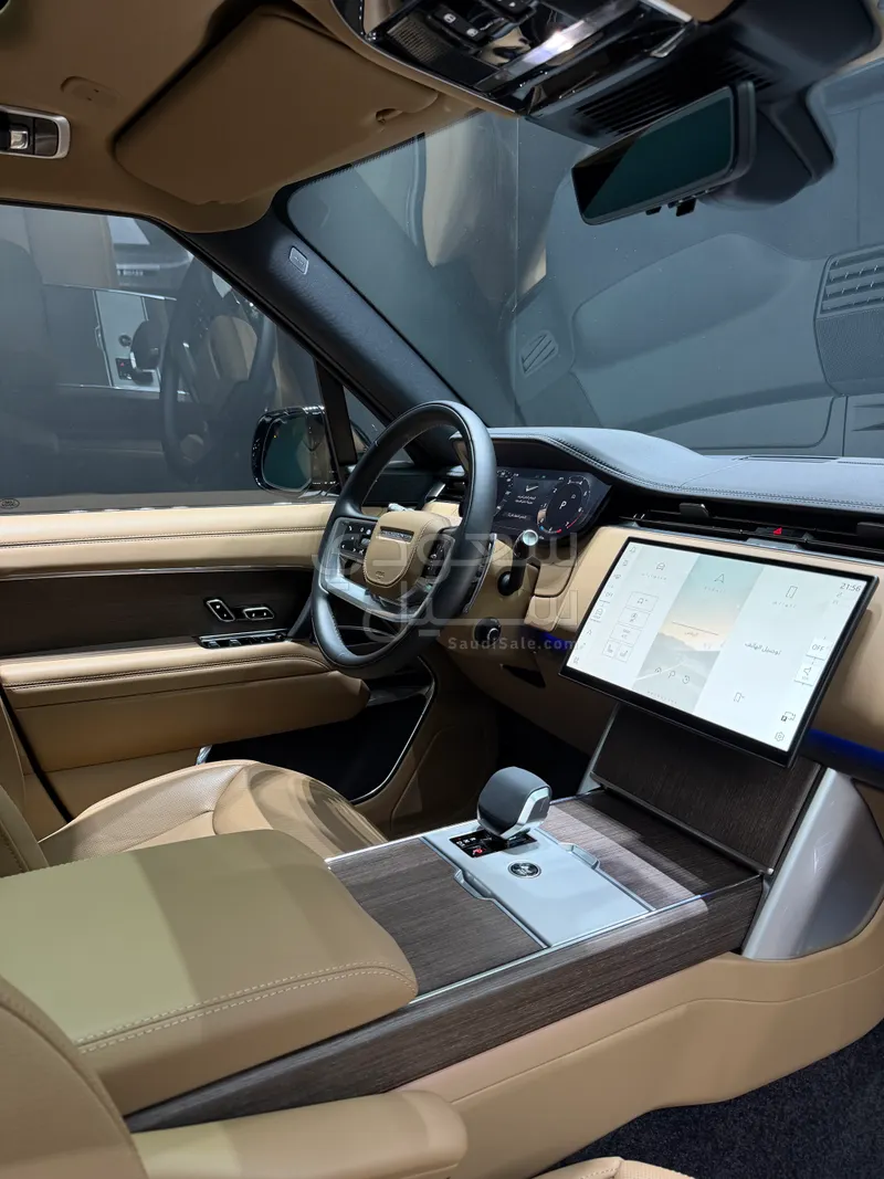 2025 لاند روفر رينج روفر فوج اس اي