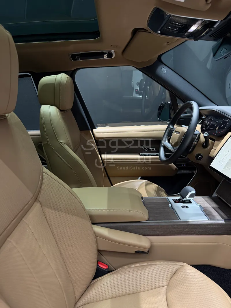 2025 لاند روفر رينج روفر فوج اس اي