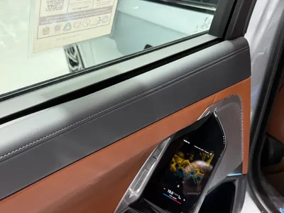 2025 بي ام دبليو الفئة السابعة 735أي