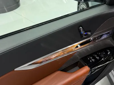 2025 بي ام دبليو الفئة السابعة 735أي