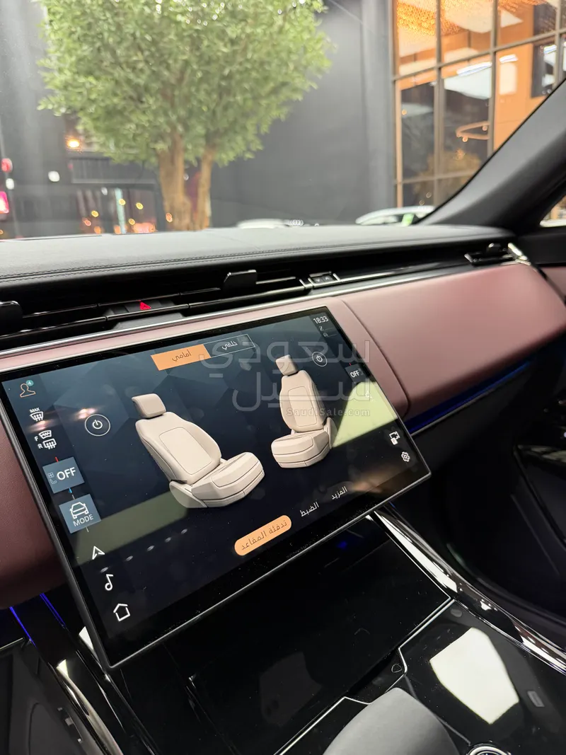 2025 لاند روفر رينج روفر سبورت اتش اس اي