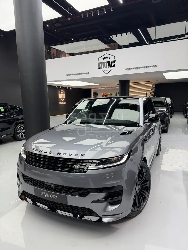 2025 لاند روفر رينج روفر سبورت اتش اس اي