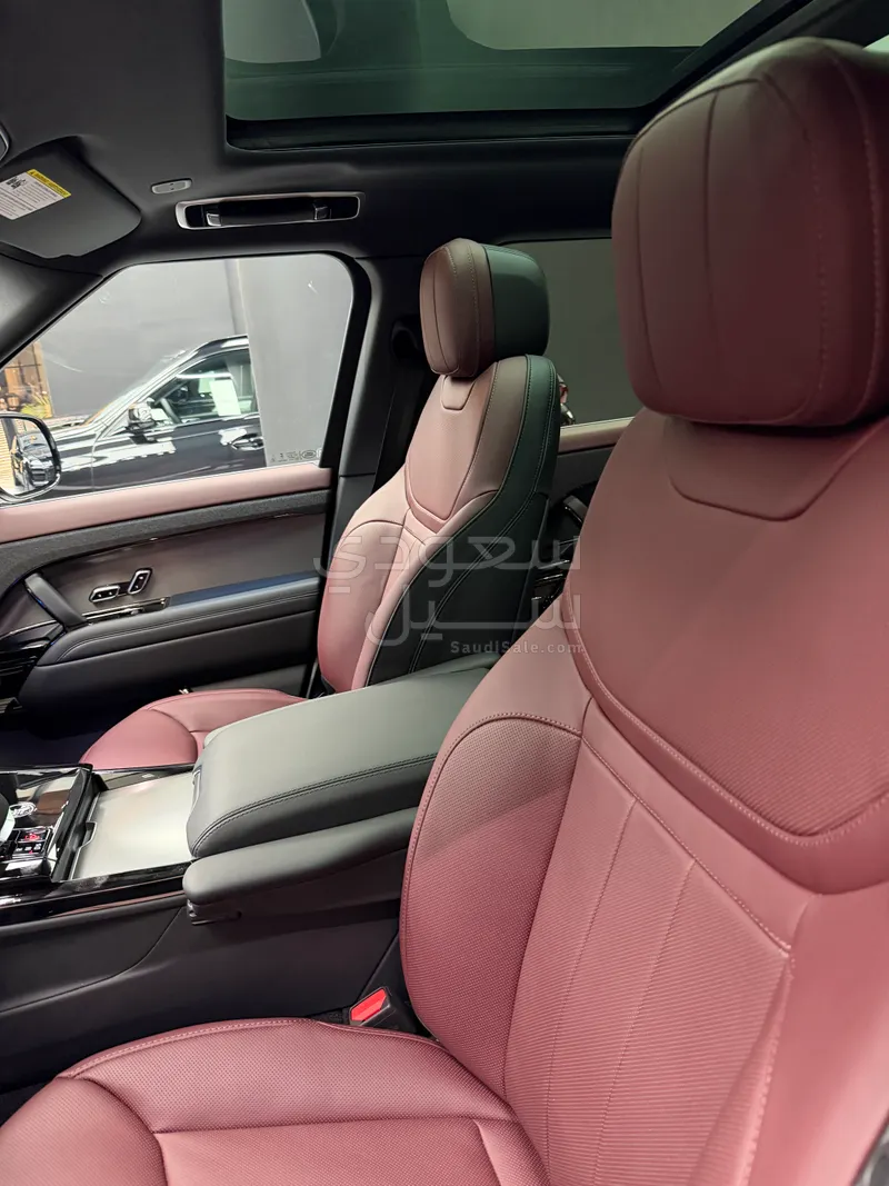 2025 لاند روفر رينج روفر سبورت اتش اس اي