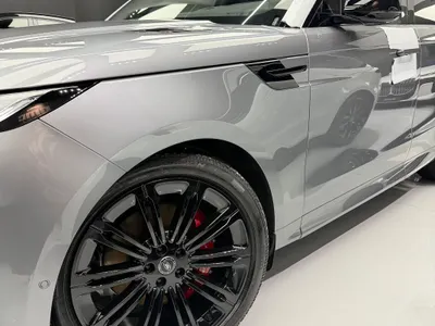 2025 لاند روفر رينج روفر سبورت اتش اس اي