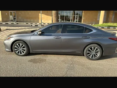 2020 لكزس إي إس 300 هايبرد