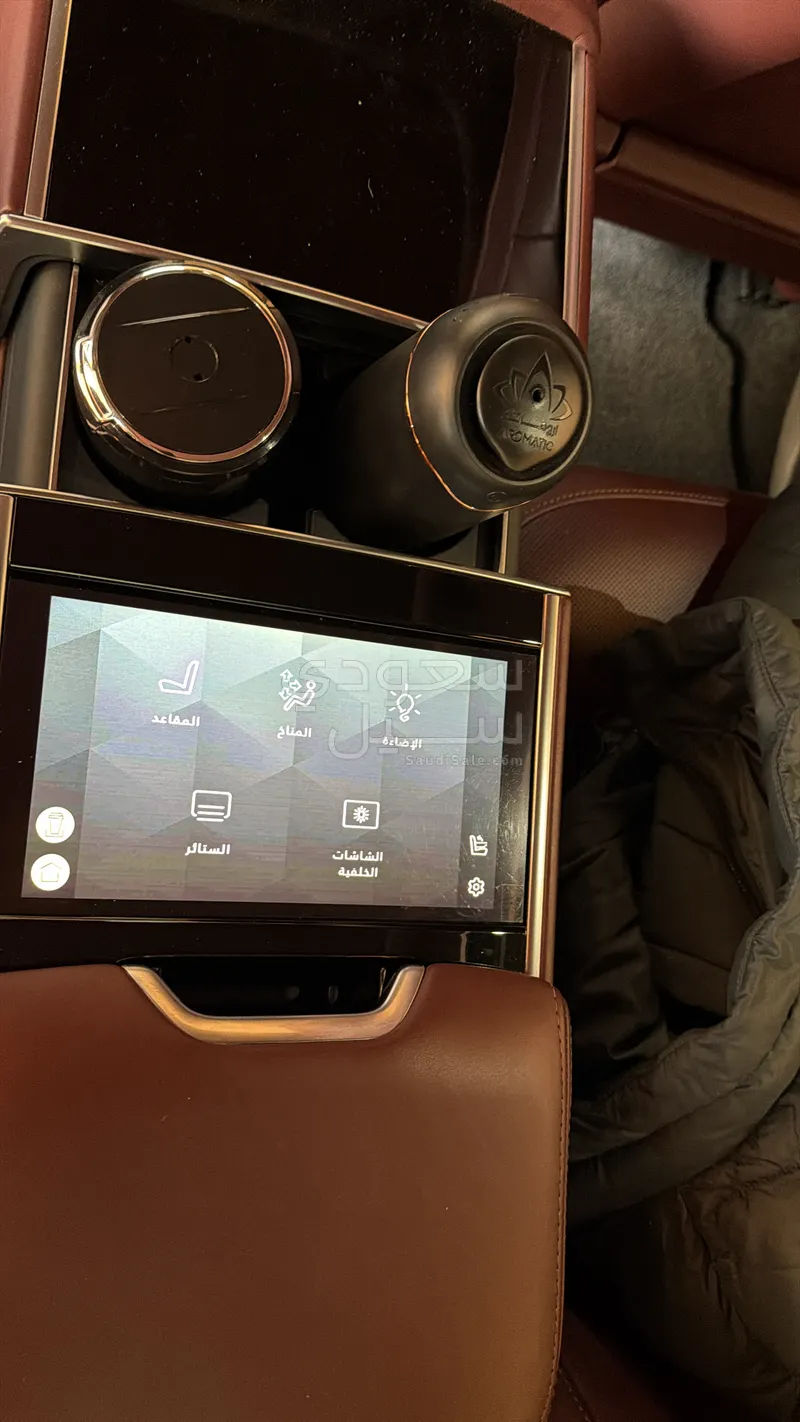 2023 لاند روفر رينج روفر فوج اوتوبيوغرافي