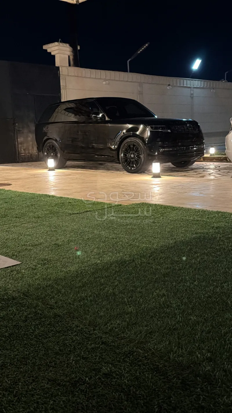 2023 لاند روفر رينج روفر فوج اوتوبيوغرافي