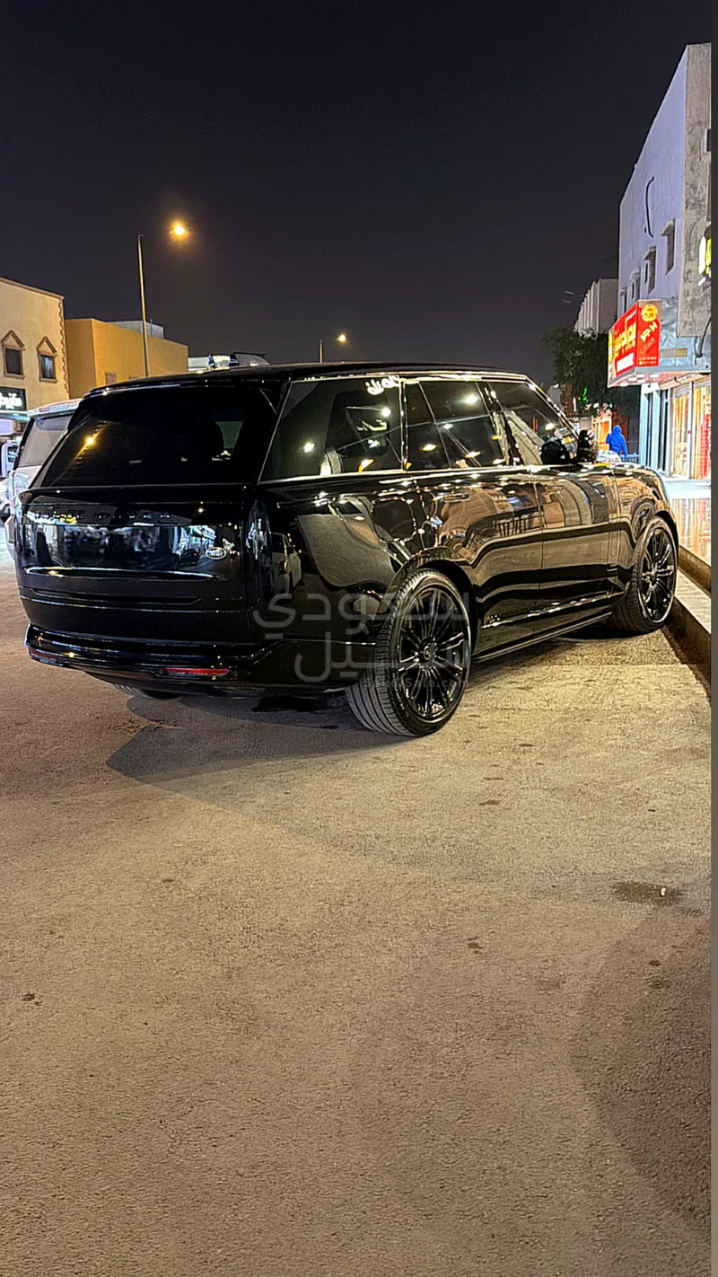 2023 لاند روفر رينج روفر فوج اوتوبيوغرافي