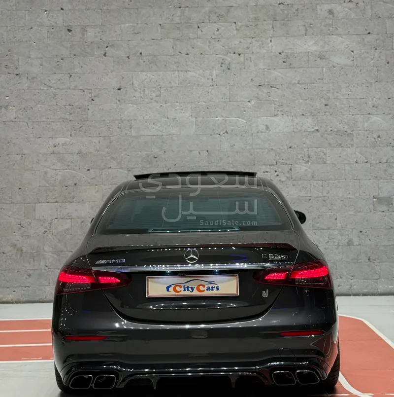2021 مرسيدس - بنز إي 63إس أي إم جي
