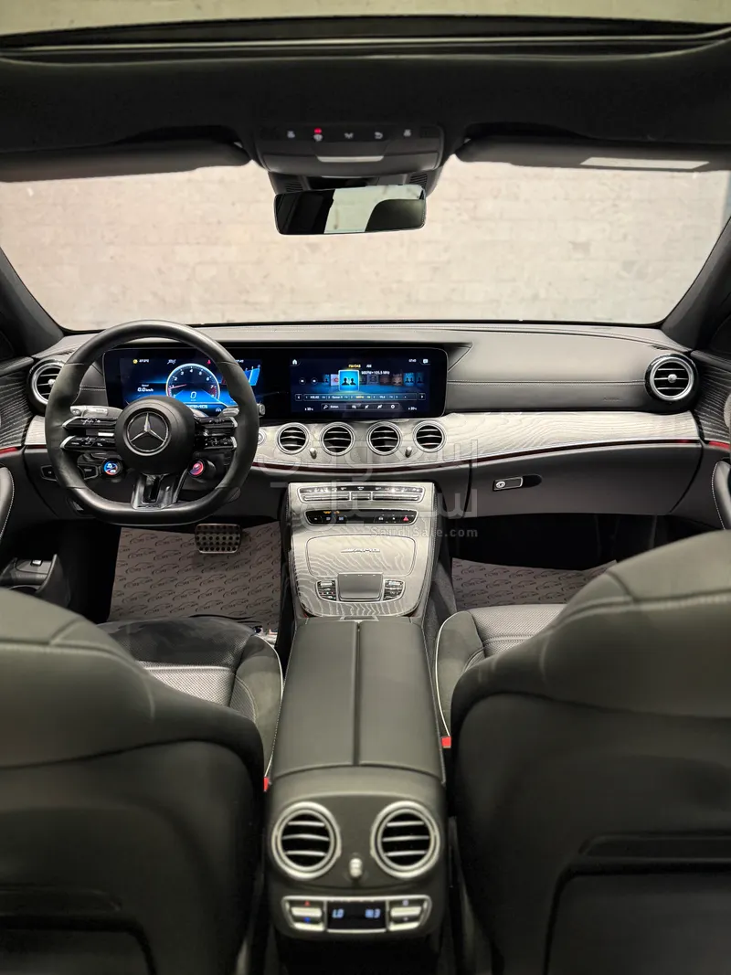 2021 مرسيدس - بنز إي 63إس أي إم جي