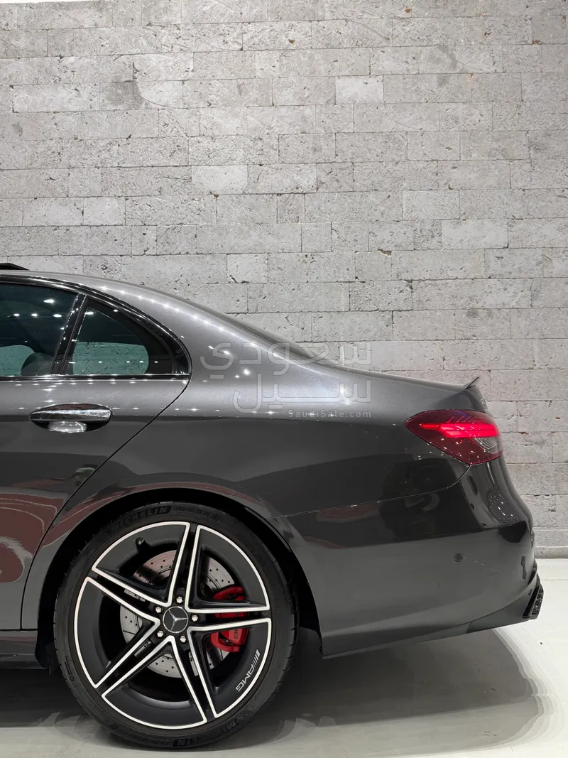 2021 مرسيدس - بنز إي 63إس أي إم جي