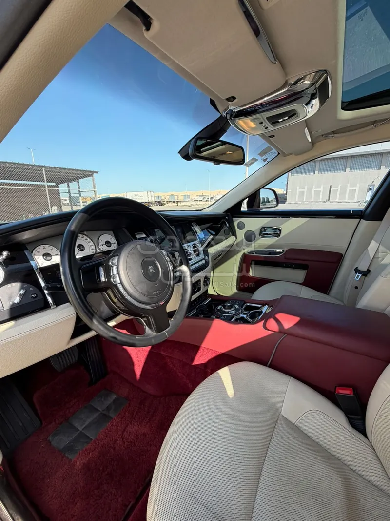 2012 رولز رويس قوست