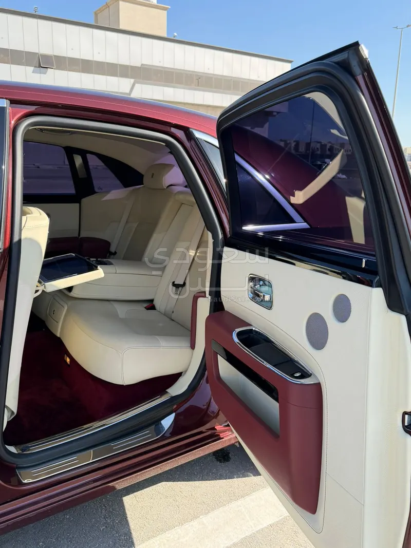 2012 رولز رويس قوست