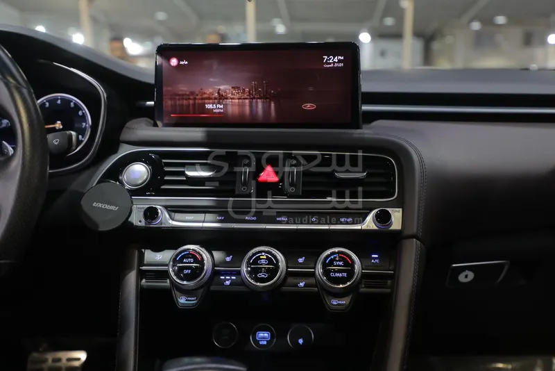 2022 جينيسيس جي 70