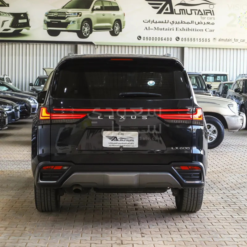 2024 لكزس إل إكس 600