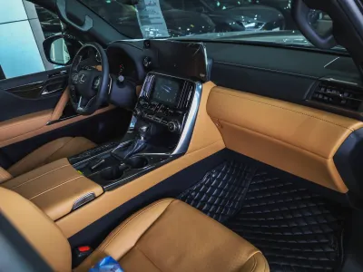 2024 لكزس إل إكس 600