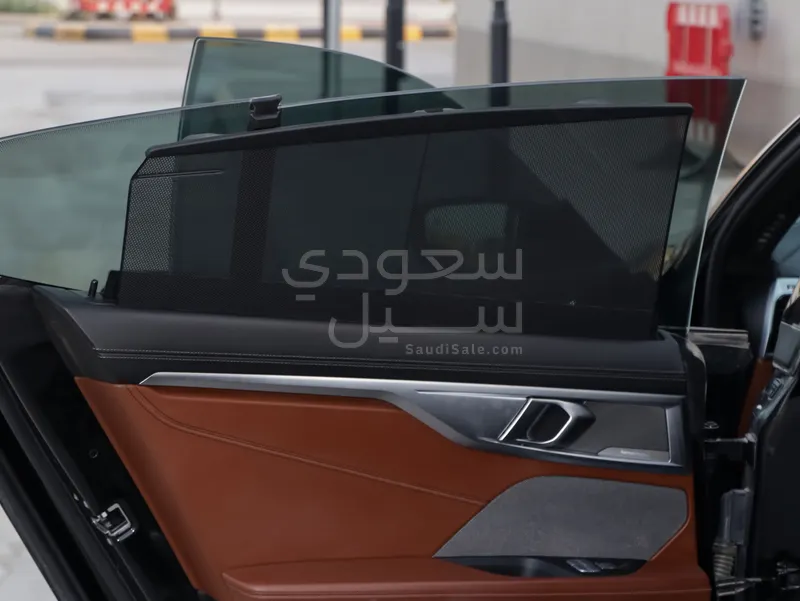 2023 بي ام دبليو الفئة الثامنة 840 إم