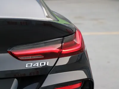 2023 بي ام دبليو الفئة الثامنة 840 إم